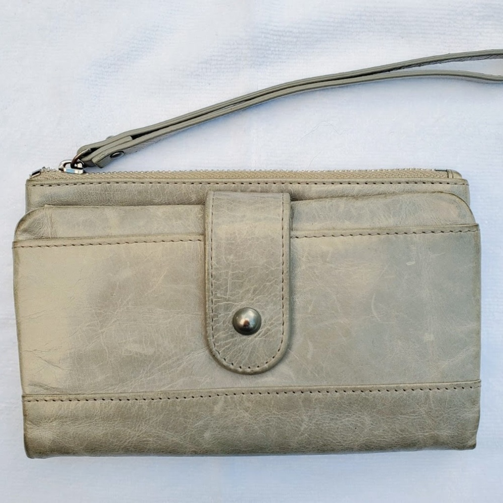 Hobo International Colt Wristlet Wallet